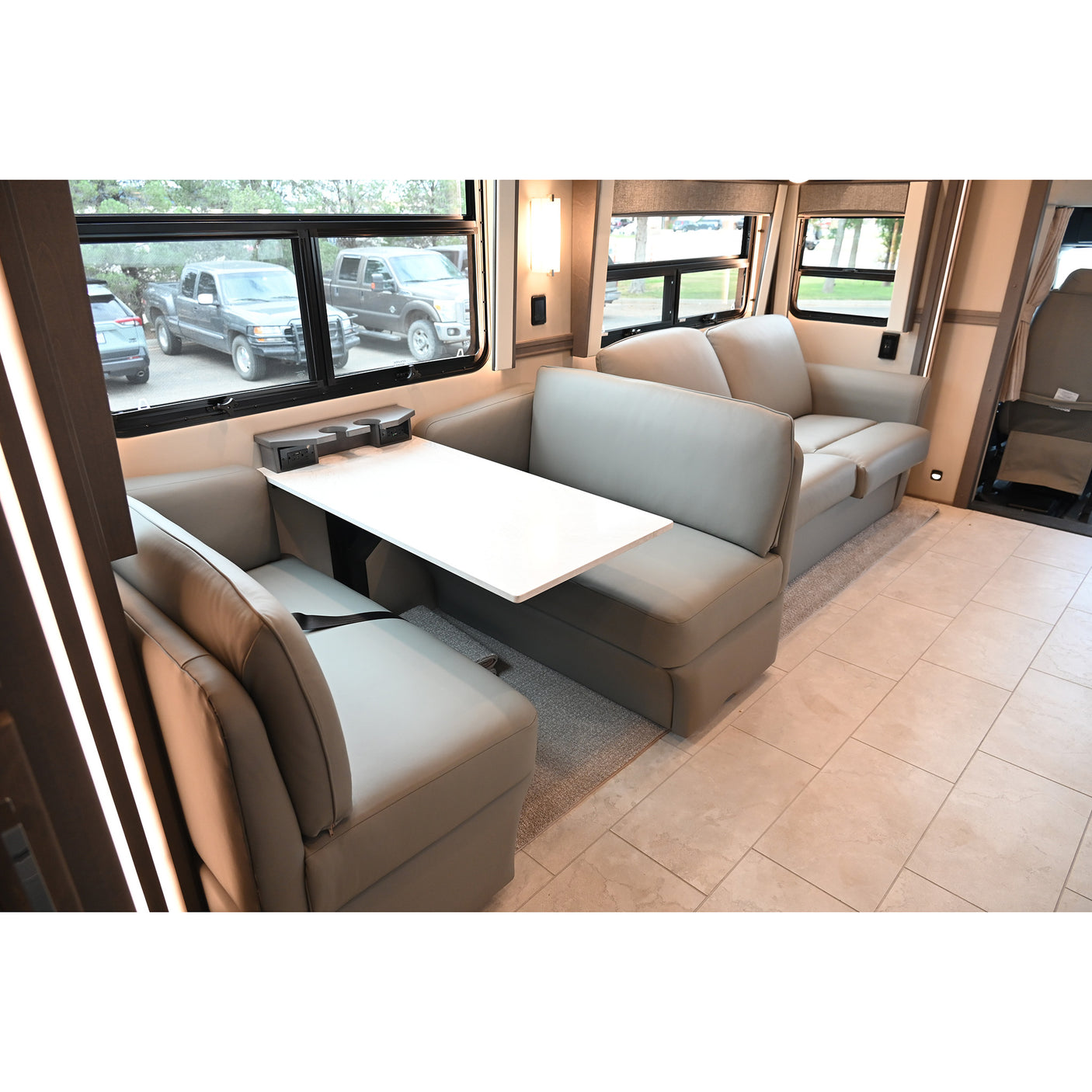 SOLD! 2026 Renegade XL 45' Super C X45BBC Bunk House Model, Freightliner Cascadia 600HP