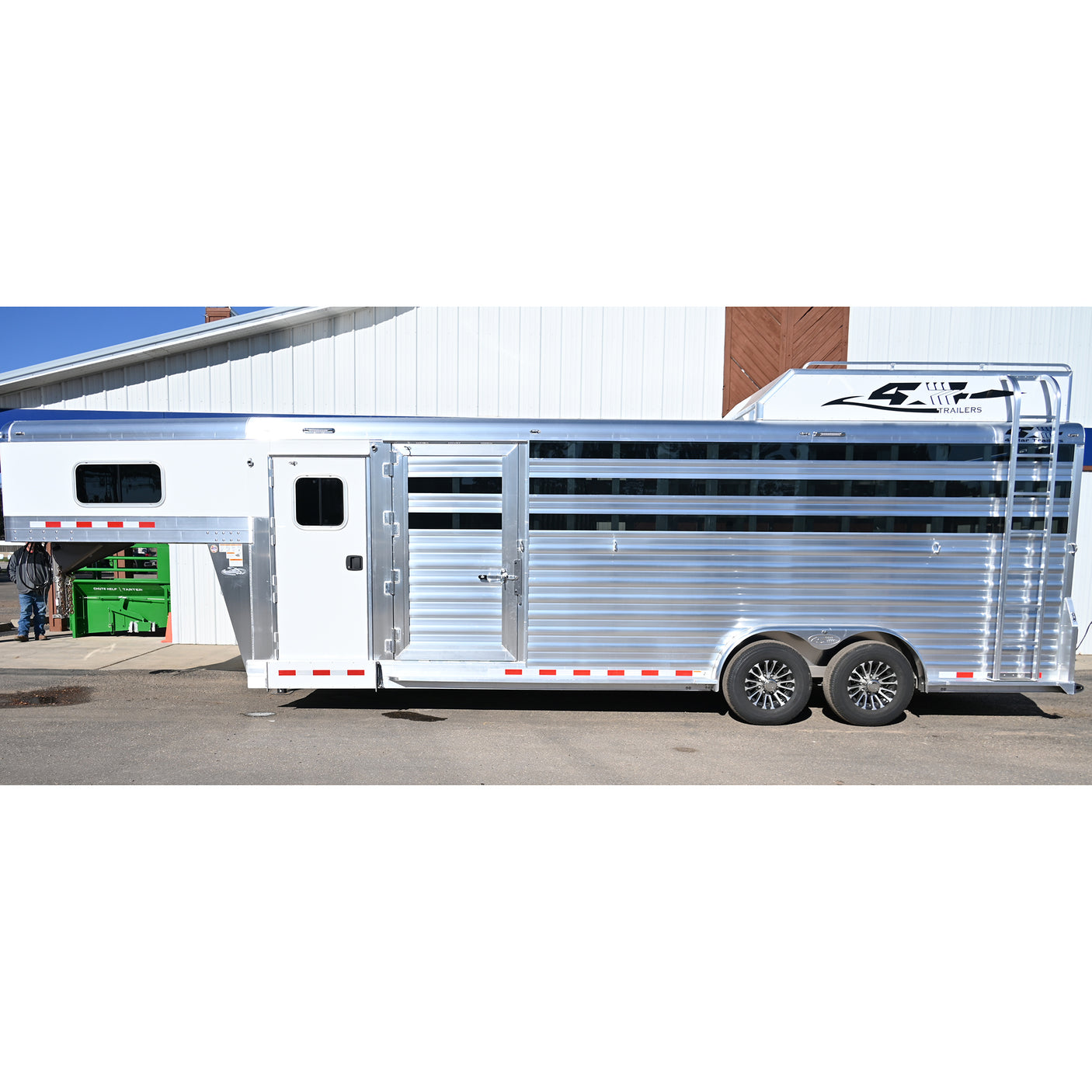 2026 4 Star 24' Deluxe Stock Combo with Cowboy Tack w/ CoolFloor