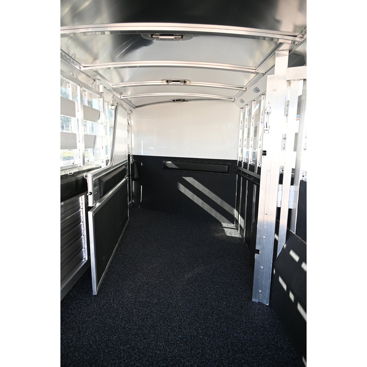 2026 4 Star 24' Deluxe Stock Combo with Cowboy Tack w/ CoolFloor