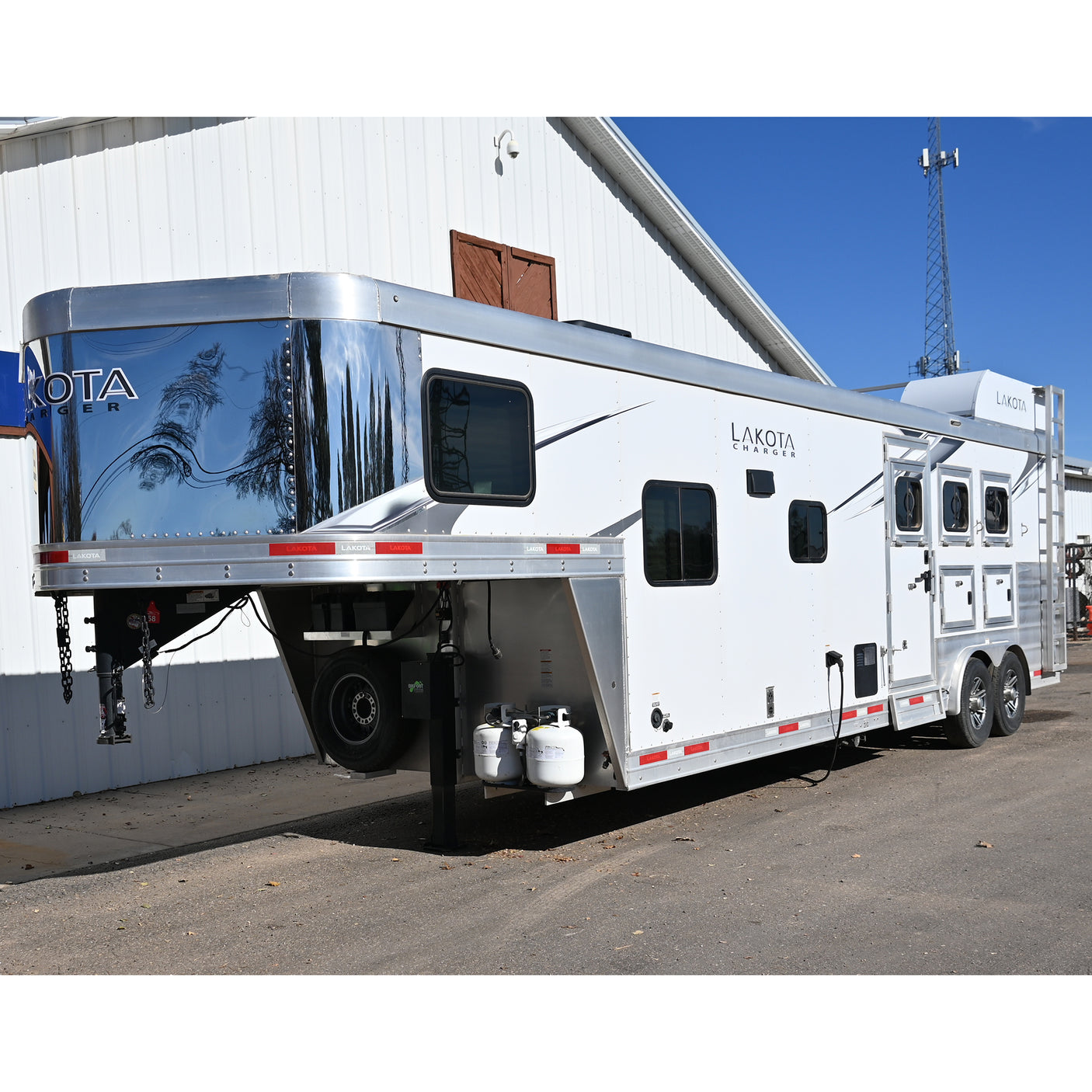 2022 Lakota Charger 3 Horse Trailer with 11' Living Quarter
