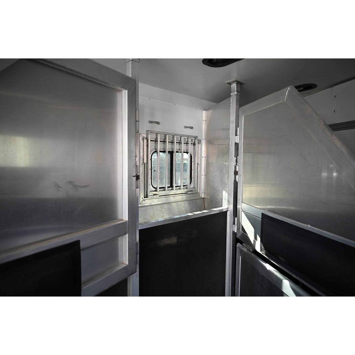 2022 Lakota Charger 3 Horse Trailer with 11' Living Quarter