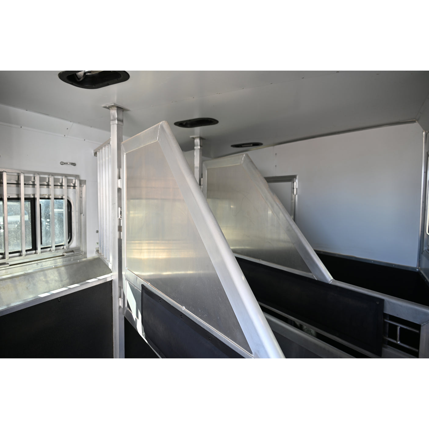 2022 Lakota Charger 3 Horse Trailer with 11' Living Quarter