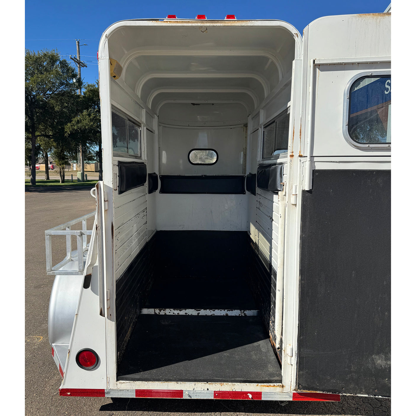 2003 WW 1 Horse Bumper Pull Horse Trailer