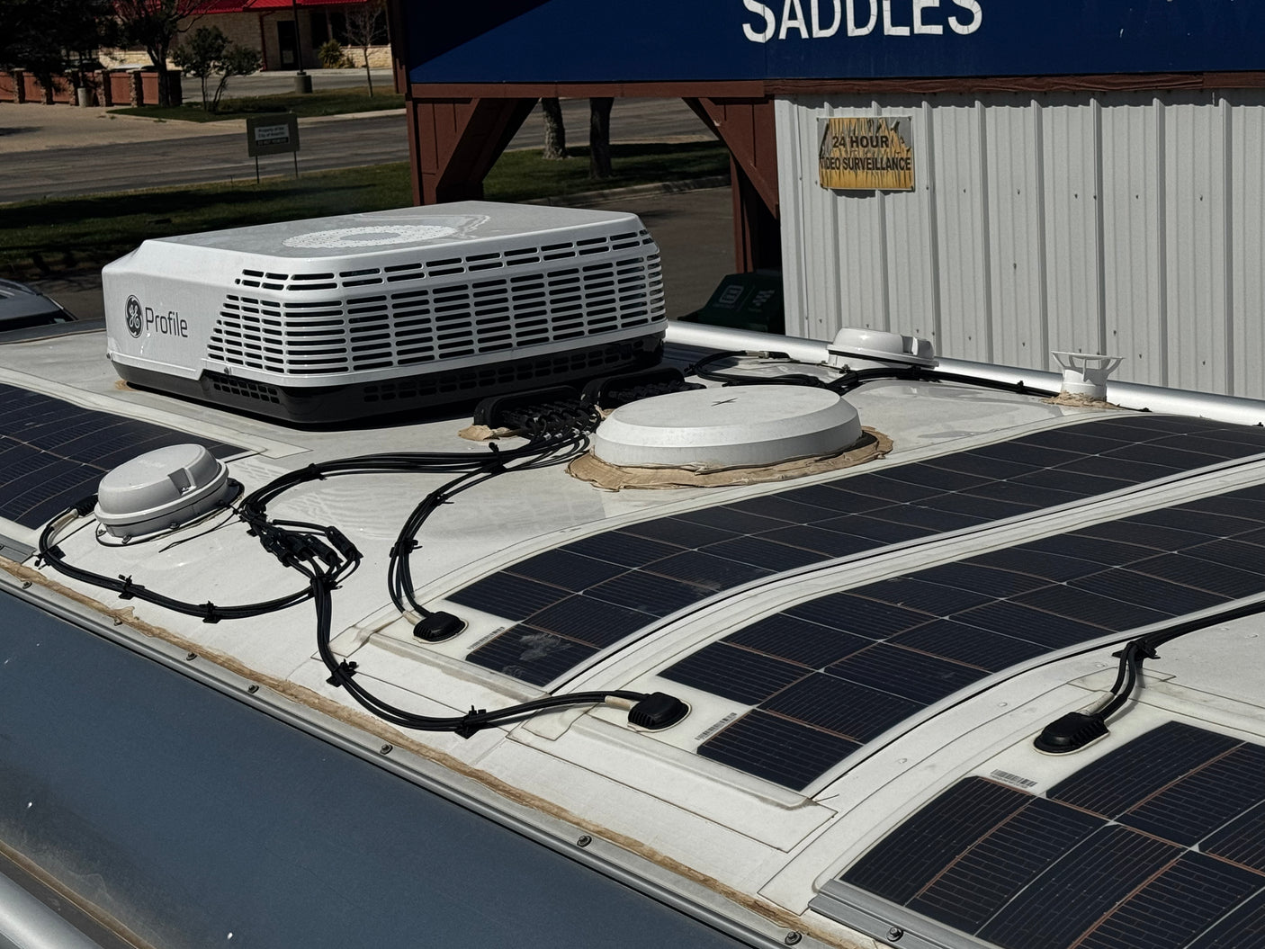 2025 Preowned Airstream M-25FB Queen Trade Wind RV- Never Used