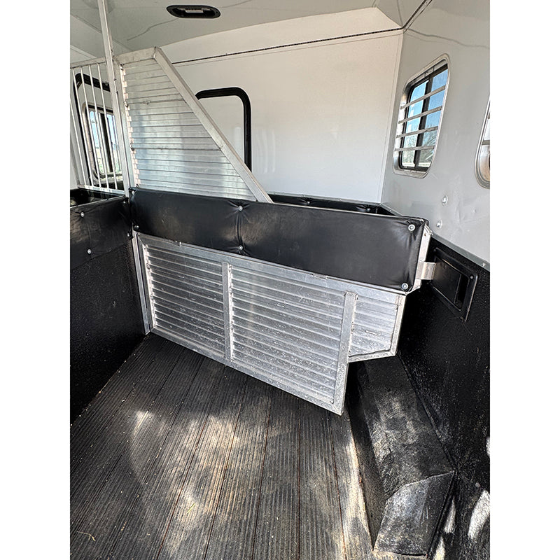 2017 Hoosier 3 Horse 12' Living Quarter