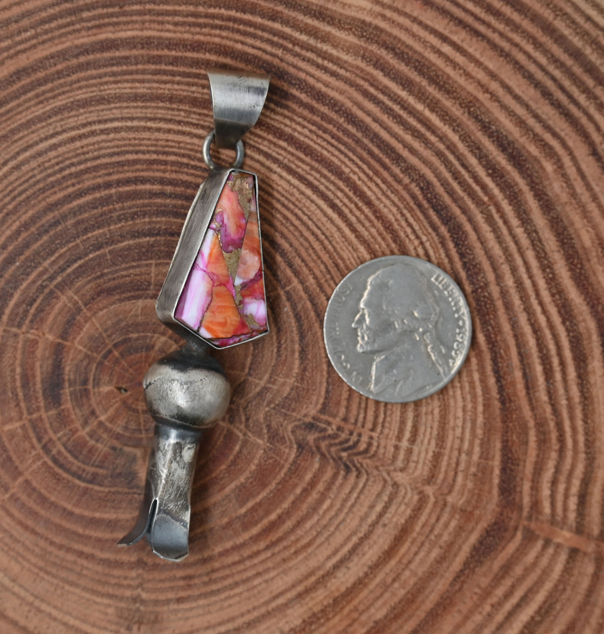 The Dhalia Pendant