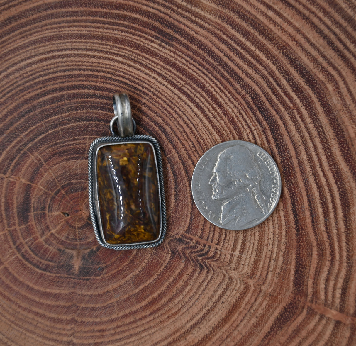 The Scarlett Pendant