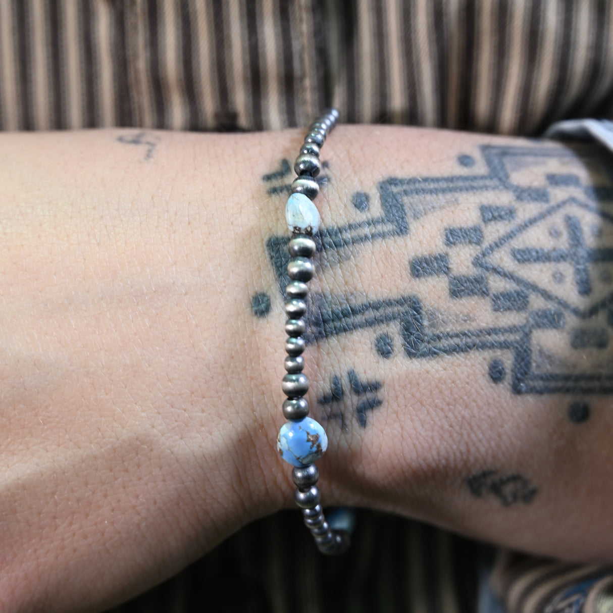 The Kenzie Navajo Pearl Bracelet with Golden Hills Beads