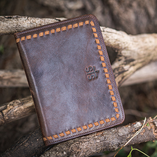 STS Ranchwear Catalina Croc Magnetic Wallet