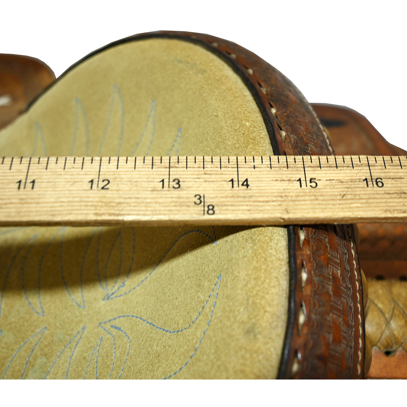 Used 14.5" Cowboy Classic Trophy Team Roping Saddle