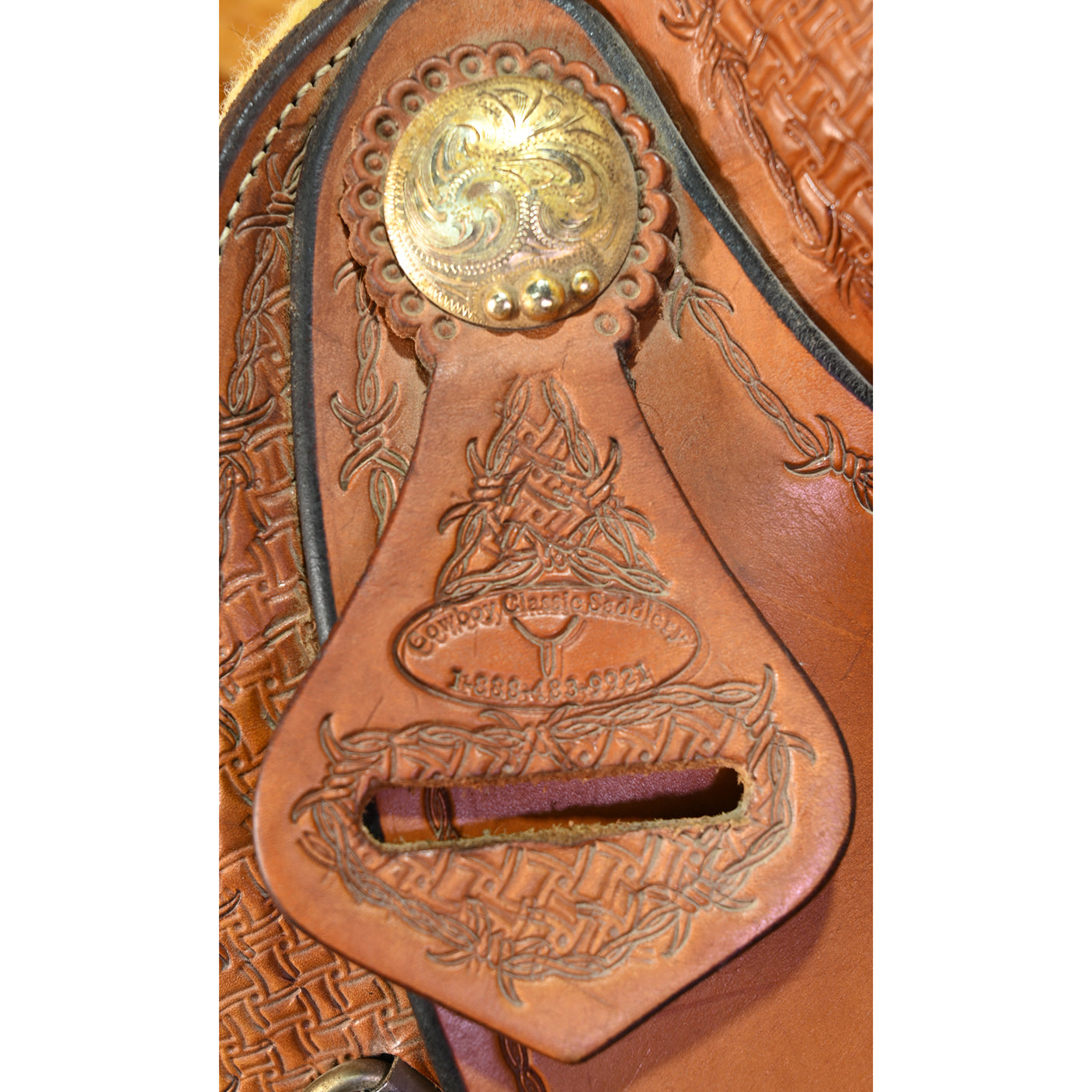 Used 14" Cowboy Classic Trophy Team Roping Saddle