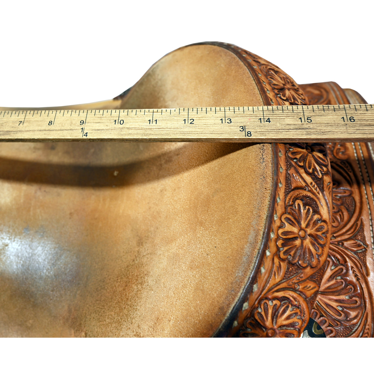 Used 14" Tomahawk Team Roping Saddle