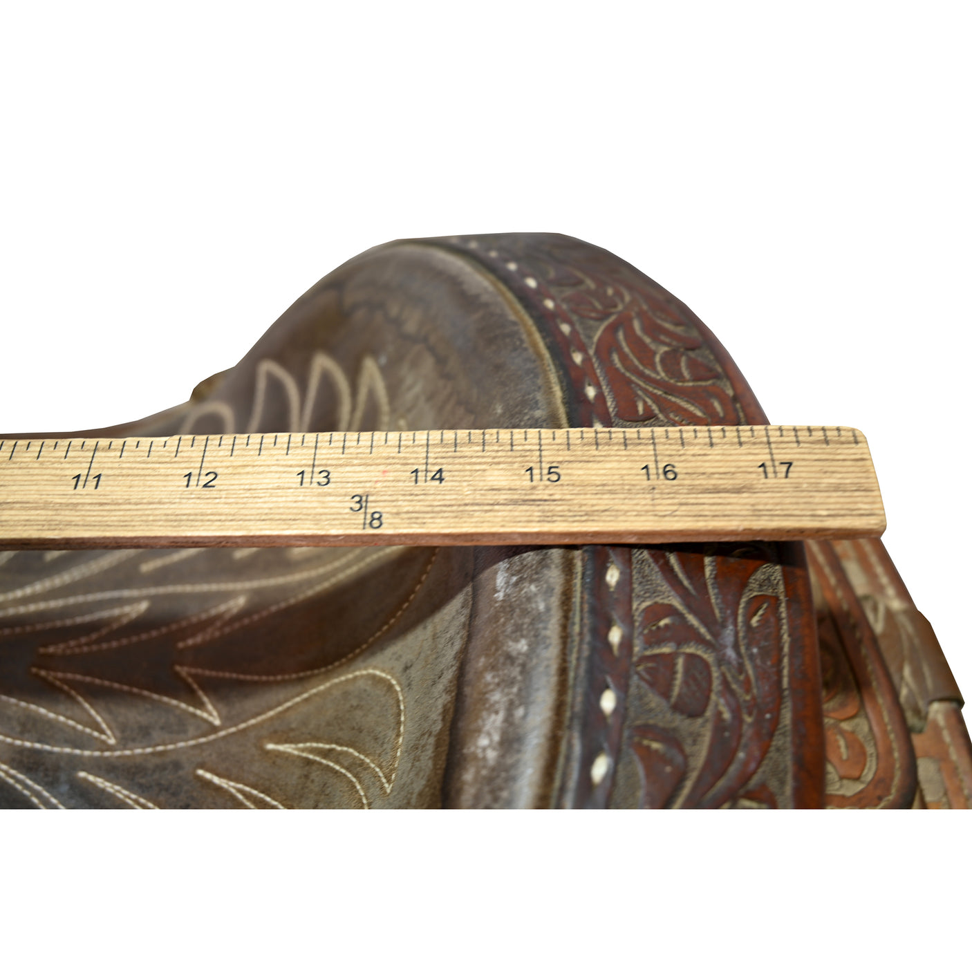 Used 15" Cowboy Classic Team Roping Saddle