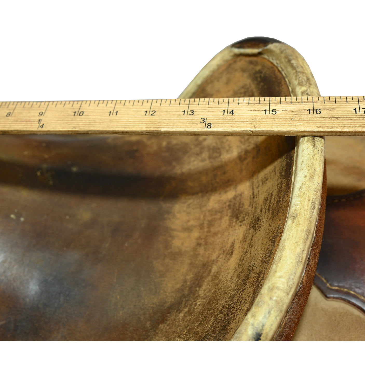 Used 16" SRS Ranch Roping Saddle
