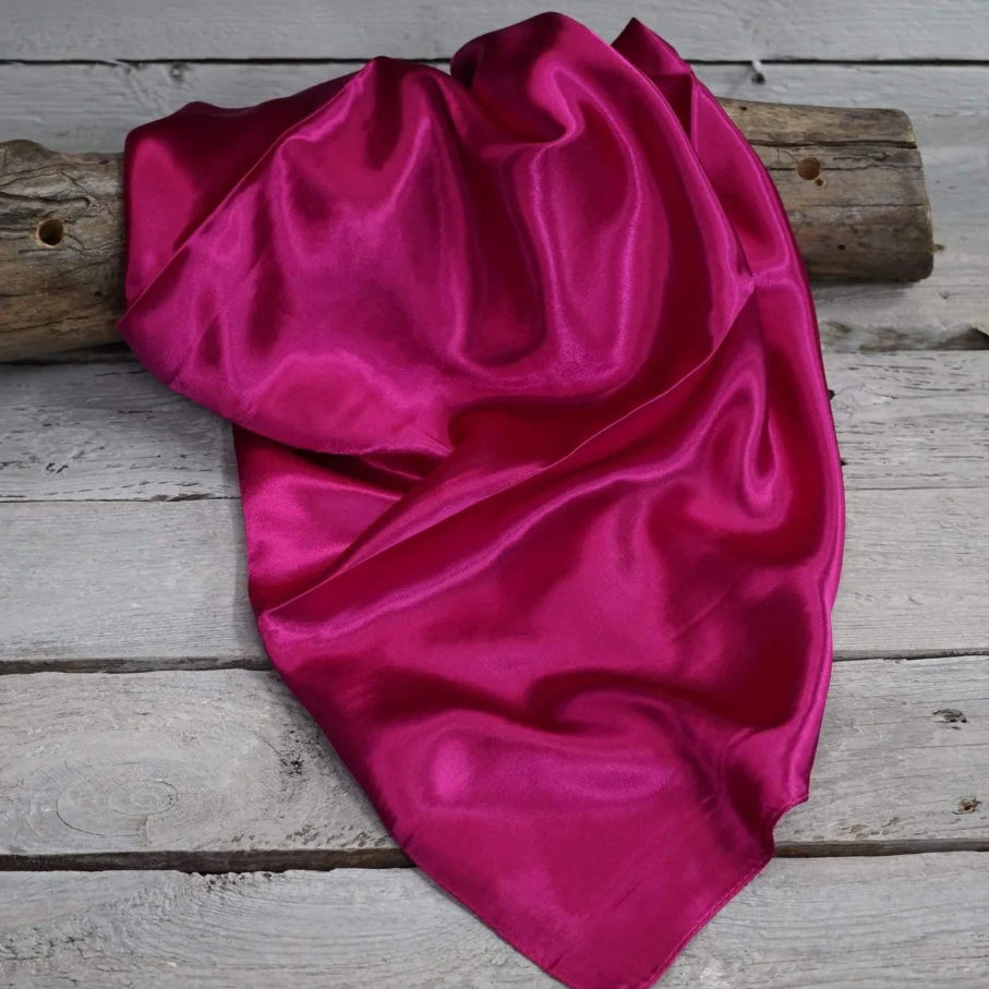 Rodeo Drive 35"x35" Solid Fuchsia Wild Rag