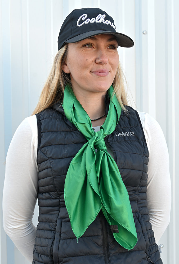 Rodeo Drive 35"x35" Solid Kelly Green Wild Rag