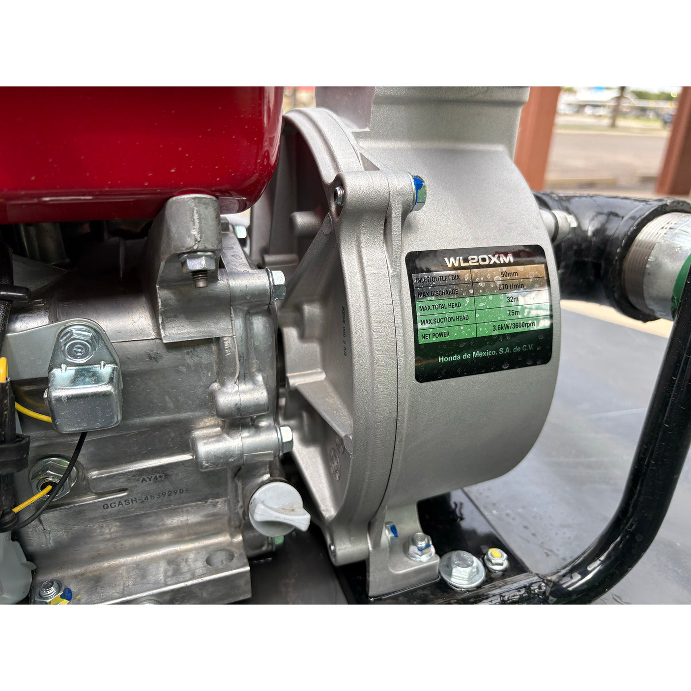 2027 Chute Help 1000 Gallon Metal Water Wagon