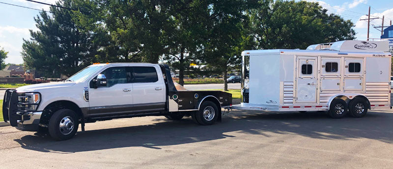 How To Choose a Horse Trailer That Fits Your Needs