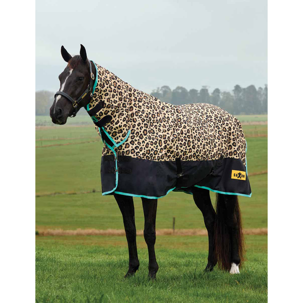 Weatherbeeta Saxon Defiant Leopard Print 600D Combo Neck- 200G
