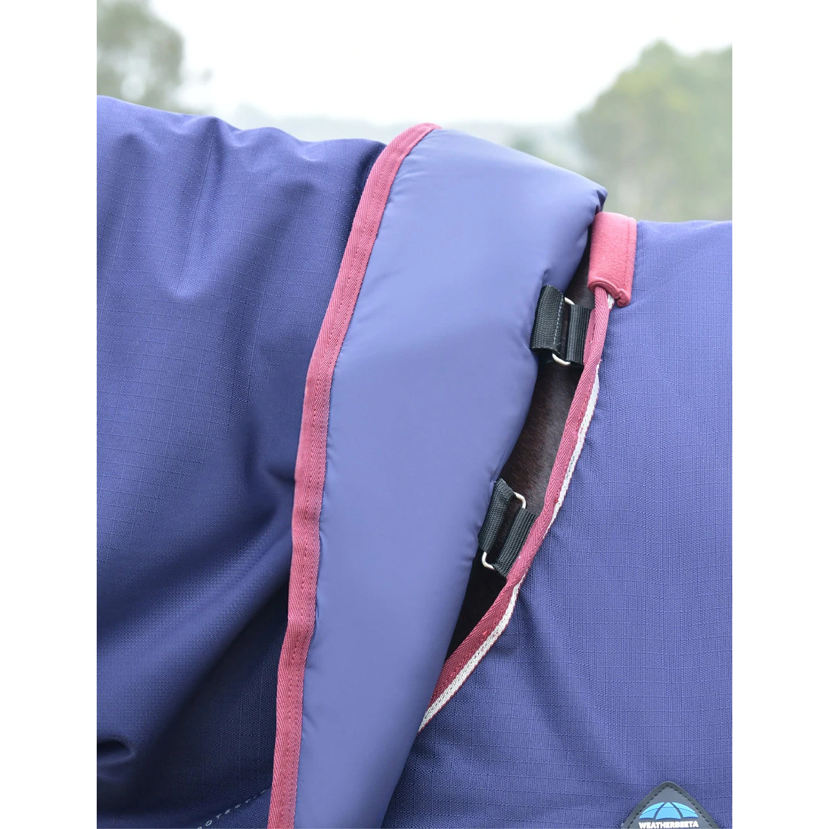 Weatherbeeta ComFiTec Essential Turnout Blanket Detach-A-Neck- 220G