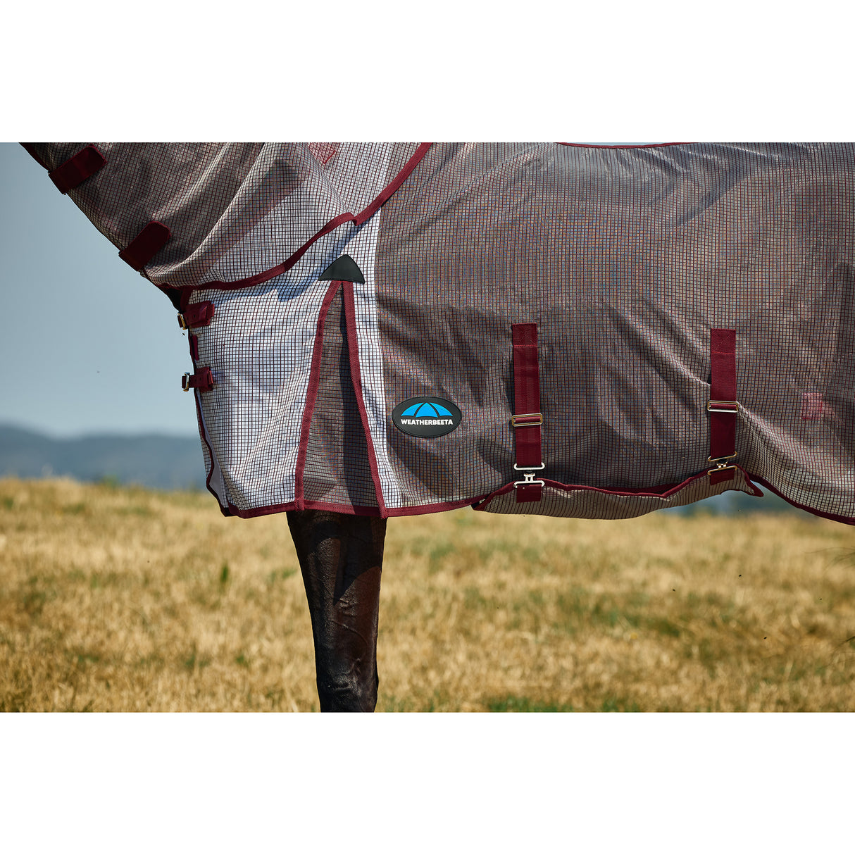 Weatherbeeta ComFiTec RipShield Fly Sheet Detach-A-Neck- White/Burgundy