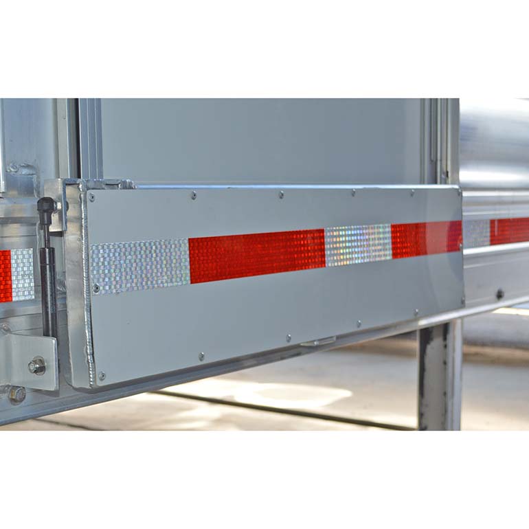 Fold Up Aluminum Step for Trailers