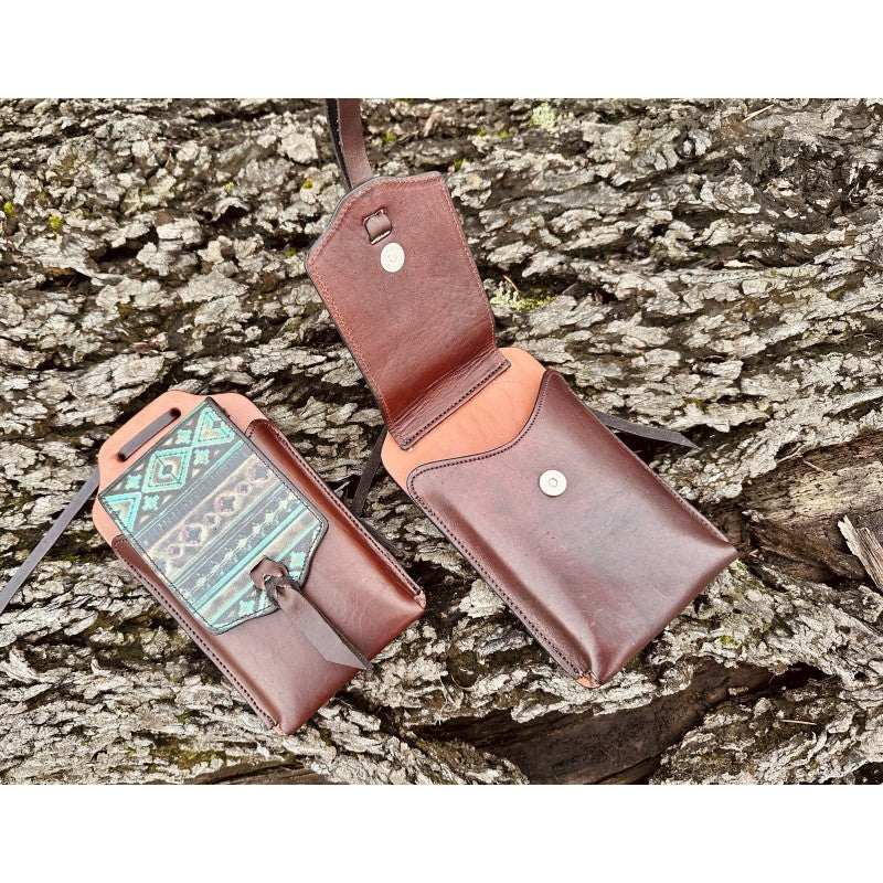Schulz Equine Back Cinch Cell Phone Holder- Maverick