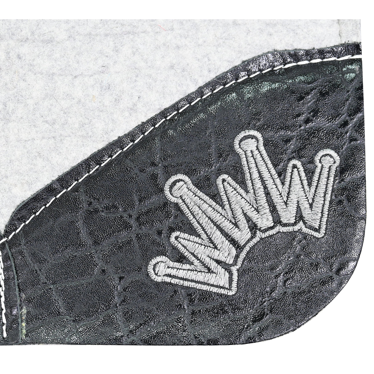 Best Ever 3/4" Kush Fleesar Series Saddle Pad with Black Elephant Wear Leathers & Dark Grey Crown- 30"X30"