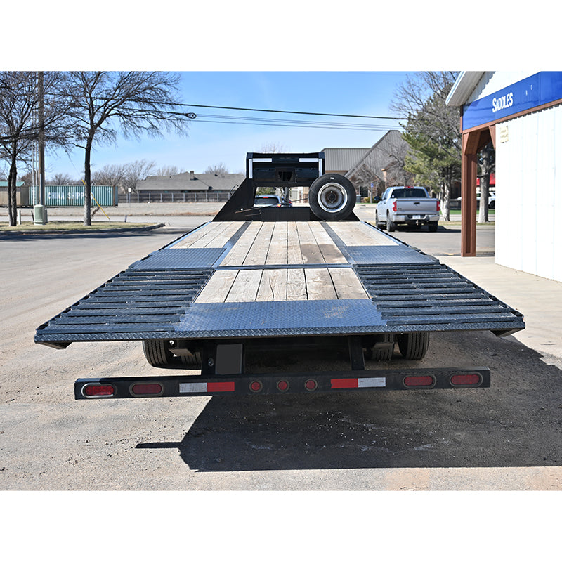 2021 Bruton Flatbed Trailer w/ Tandum Dual Axles, Hydrualic Dove Tail, Hydrualic Jacks, Solar Panel