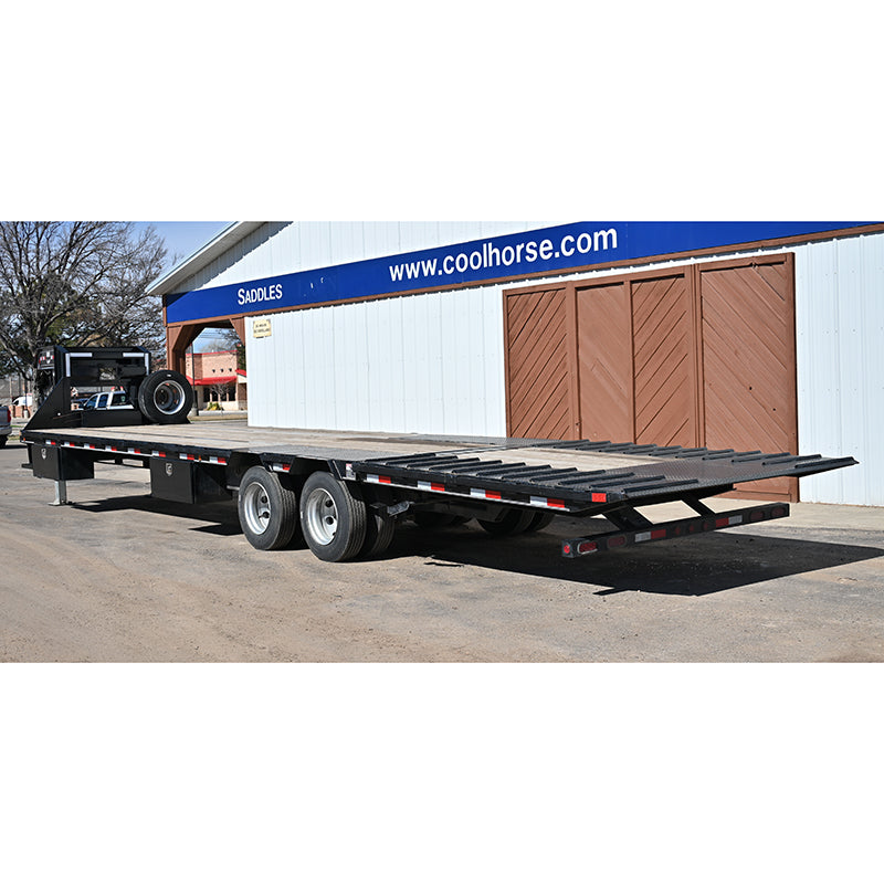 2021 Bruton Flatbed Trailer w/ Tandum Dual Axles, Hydrualic Dove Tail, Hydrualic Jacks, Solar Panel