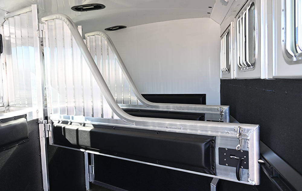 2025 4 Star 4 Horse Gooseneck Horse Trailer