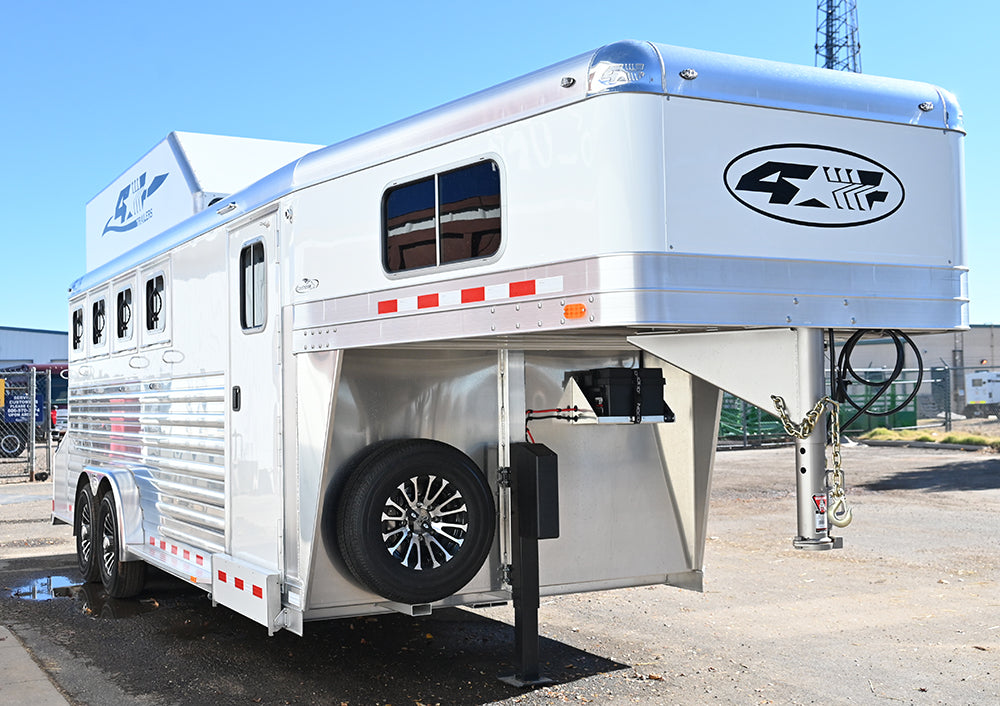 2025 4 Star 4 Horse Gooseneck Horse Trailer