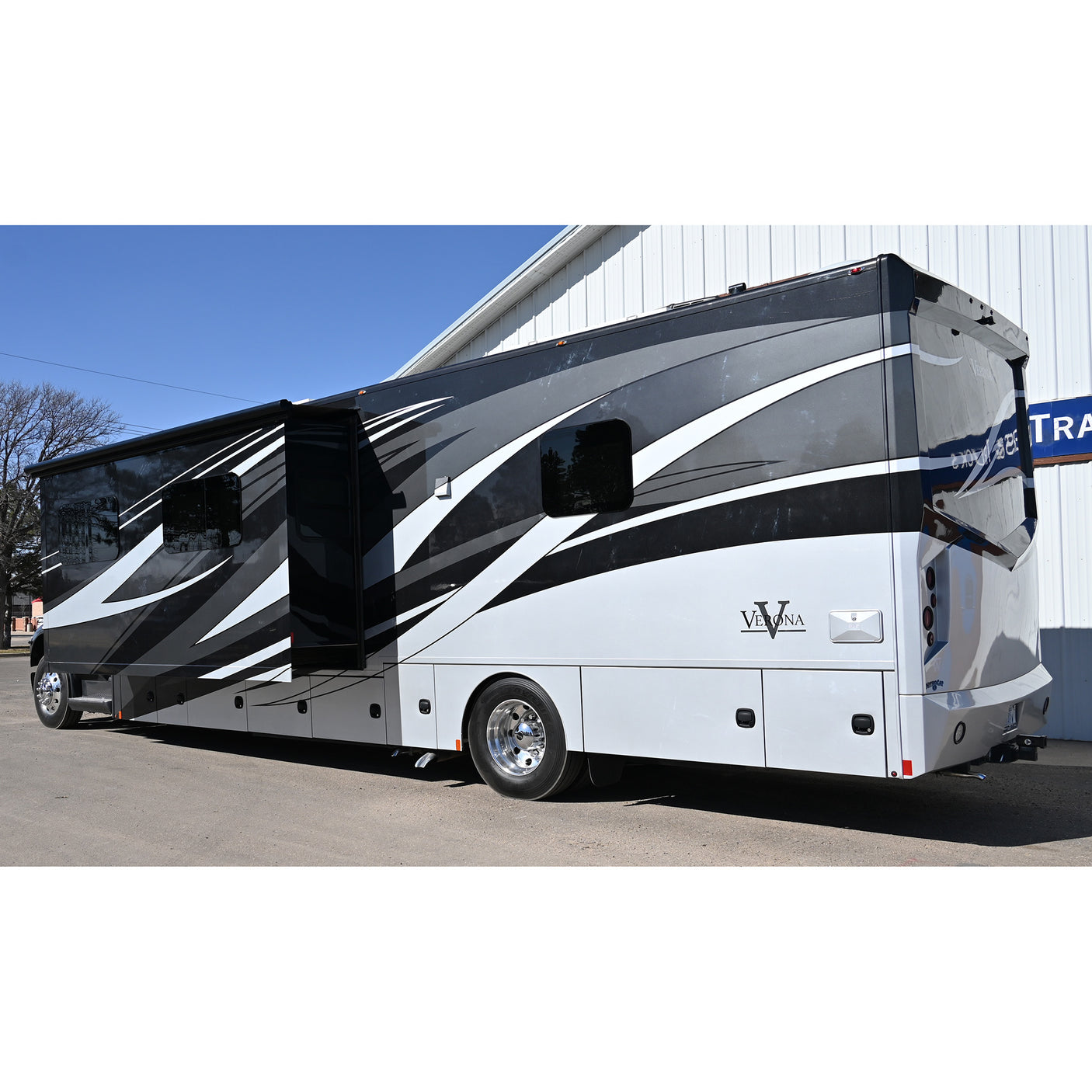 2022 Renegade Verona 40 VRB Double Slide Coach