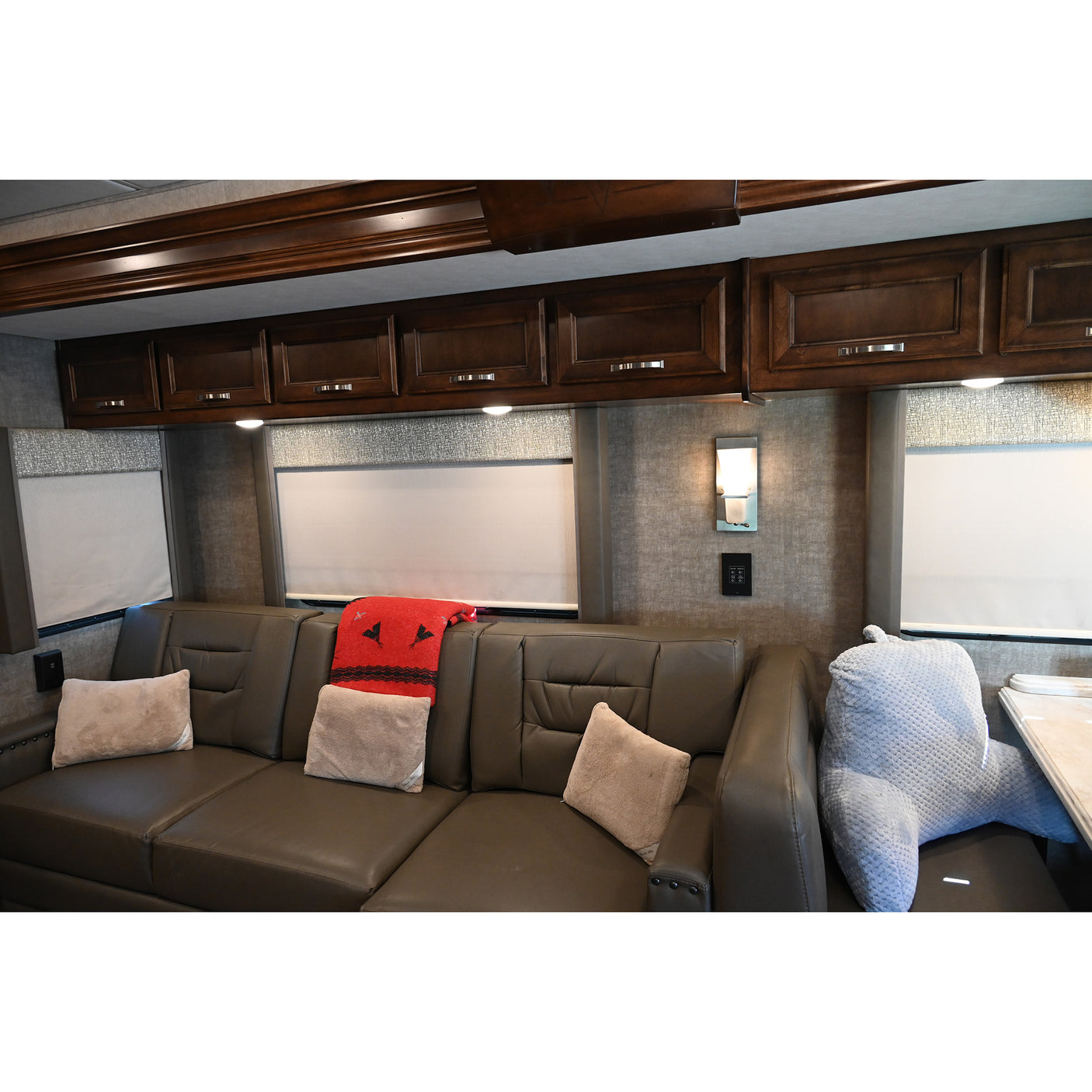 2022 Renegade Verona 40 VRB Double Slide Coach