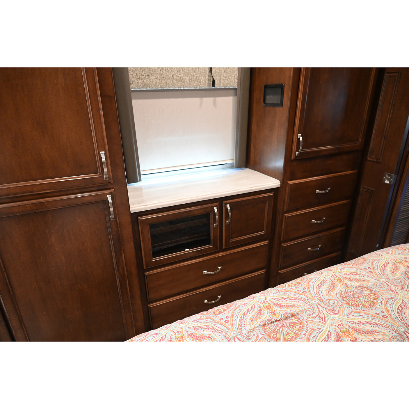 2022 Renegade Verona 40 VRB Double Slide Coach