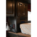 2014 Elite 3 Horse Trailer with 11' Living Quarter, Air Ride Axles