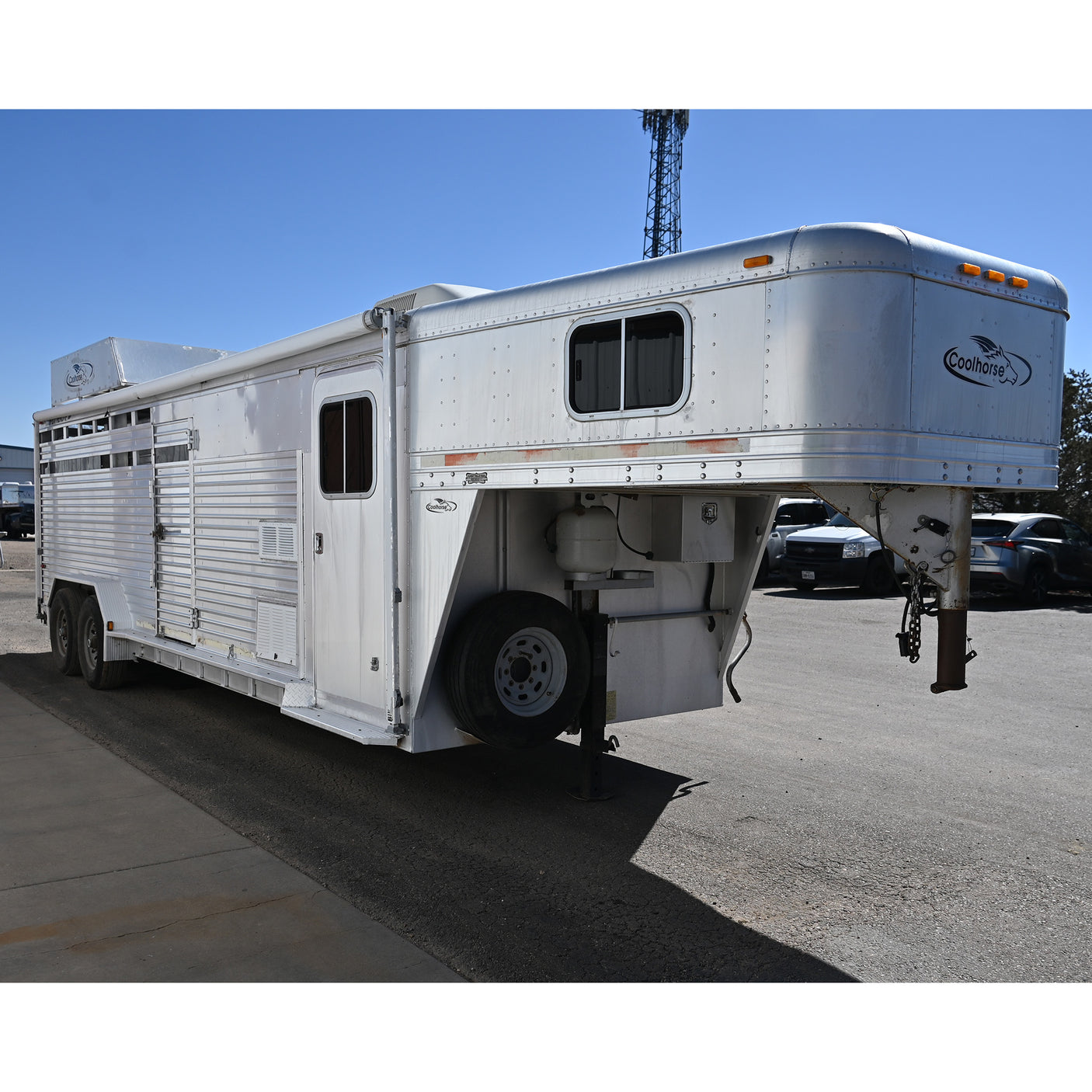 1999 Featherlite Stock Combo Living Quarter Trailer