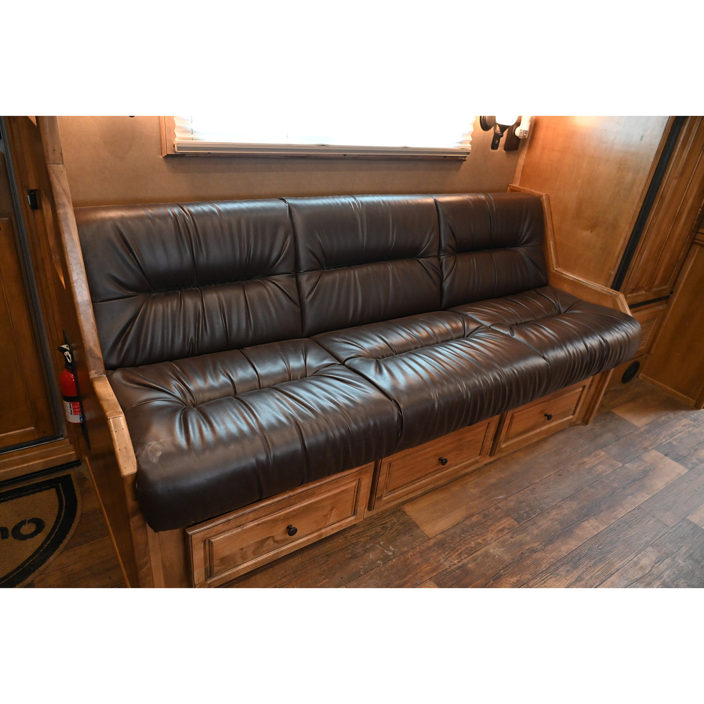 2019 Bloomer 5 Horse Trailer with 16'8" Living Quarter Brand New 7K Onan Generator