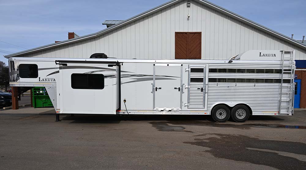 2017 Lakota Livestock Edition with Slide Out, Mid Tack, and Hayrack LE81611