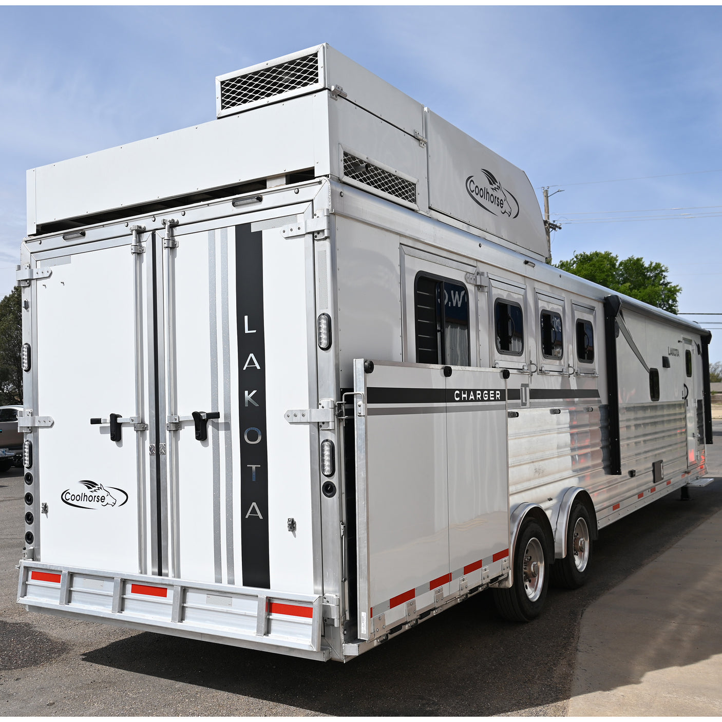 2026 Lakota Charger 4 Horse 15' LQ, Slide, Side Load, Spread Axles, Deluxe Tack Package