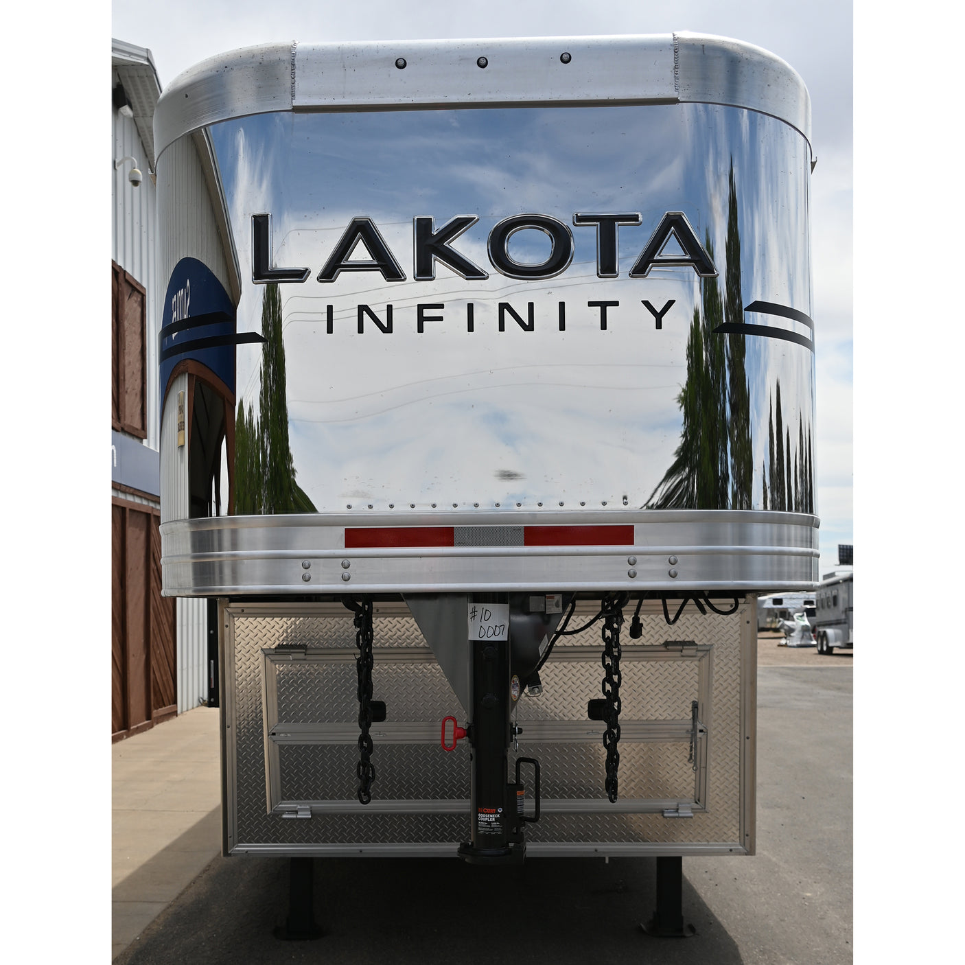 2027 Lakota Infinity 4 Horse 16' LQ, Spread 10K Axles, Super Tack, Side Load