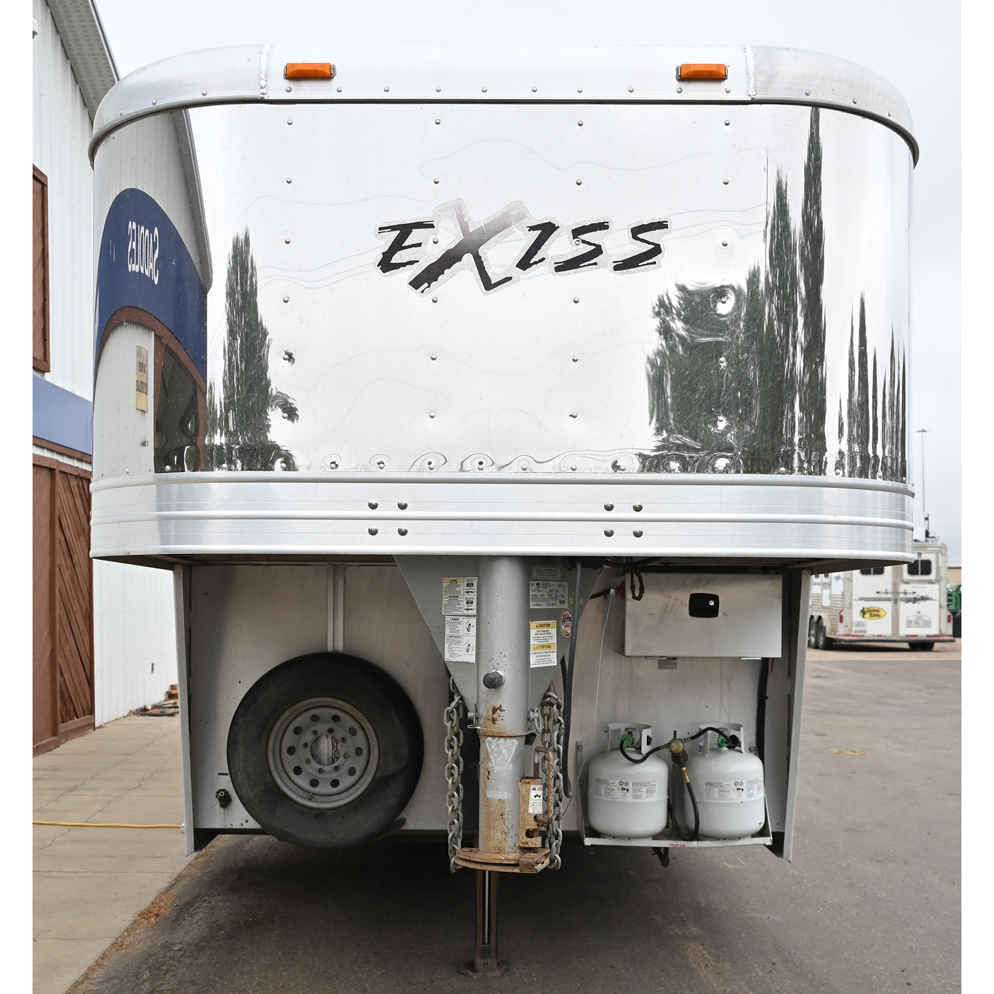 2015 Exiss Stock Combo 8' Living Quarter Horse Trailer