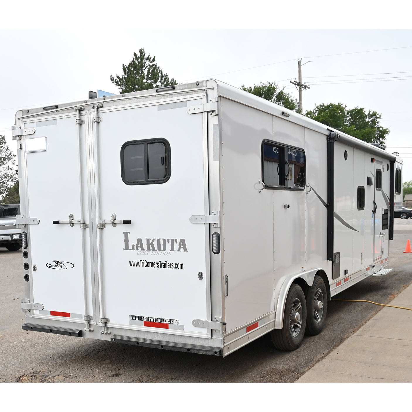 2020 Lakota Colt 3 Horse 11' LQ  Model AC8311 Horse Trailer