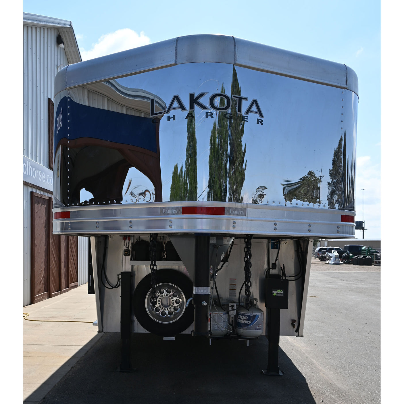 2023 Lakota Charger 5 Horse Trailer with 13' Slide Out Model C8513SR