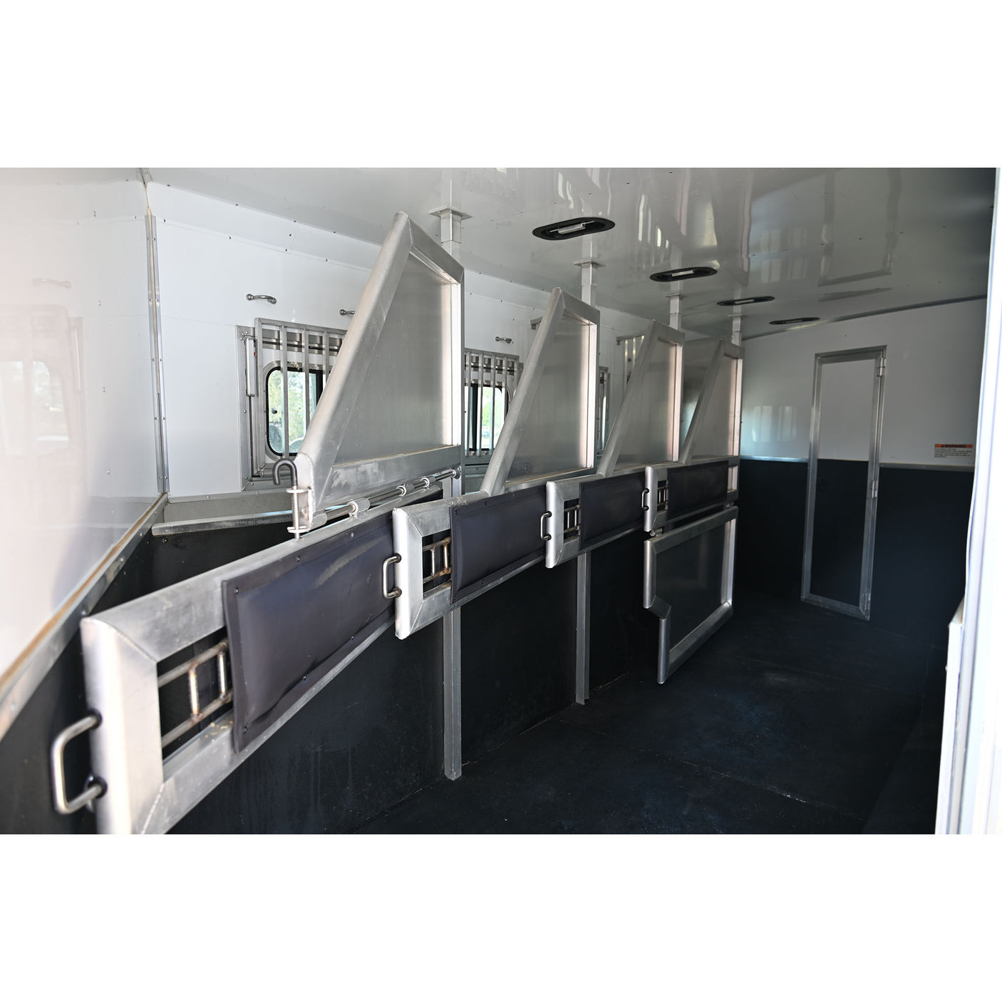 2023 Lakota Charger 5 Horse Trailer with 13' Slide Out Model C8513SR