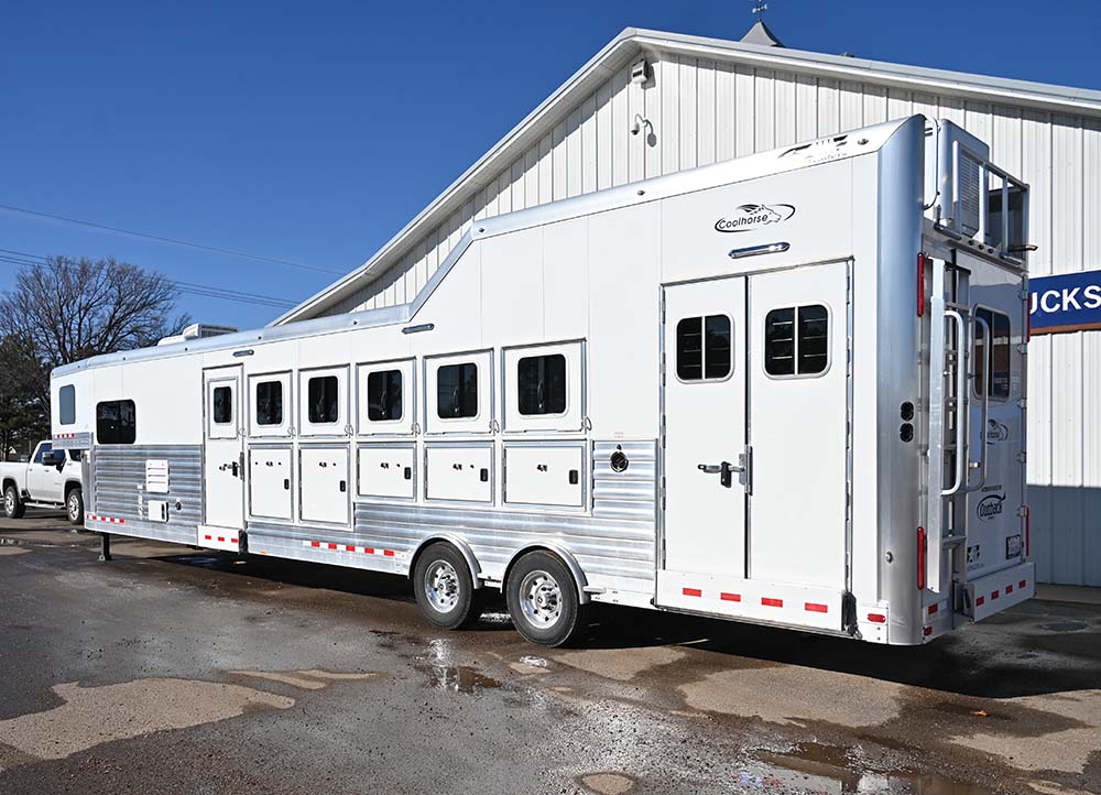 2024 4 Star 6 Horse 11' LQ Side Load, Integrated Pod, Outback Conversion