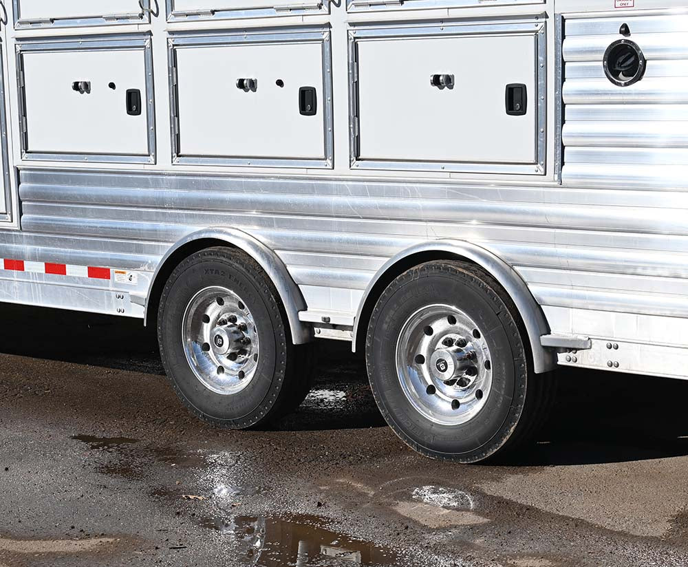 2024 4 Star 6 Horse 11' LQ Side Load, Integrated Pod, Outback Conversion