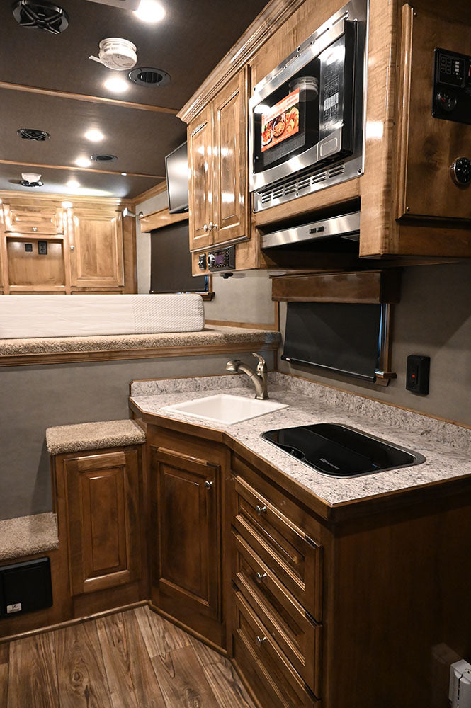 2024 4 Star 6 Horse 11' LQ Side Load, Integrated Pod, Outback Conversion