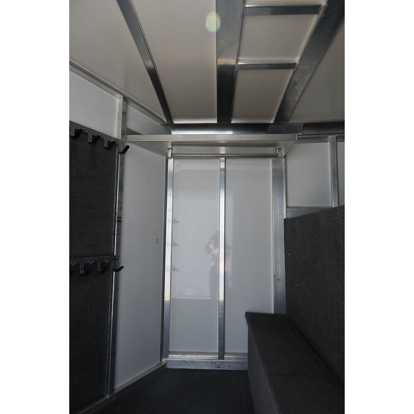 2017 Cimarron 4 Horse Gooseneck Horse Trailer