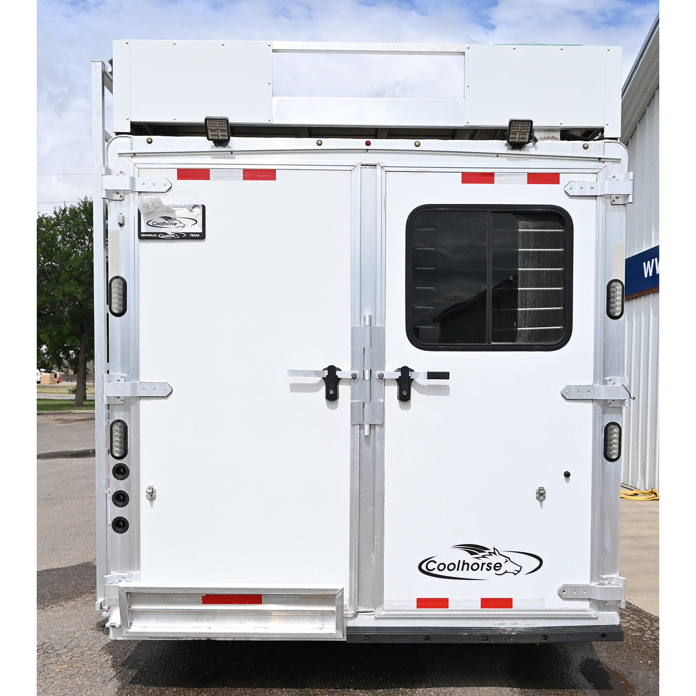 2018 Lakota Charger 3 Horse Trailer with  11' Living Quarters and Slide Out